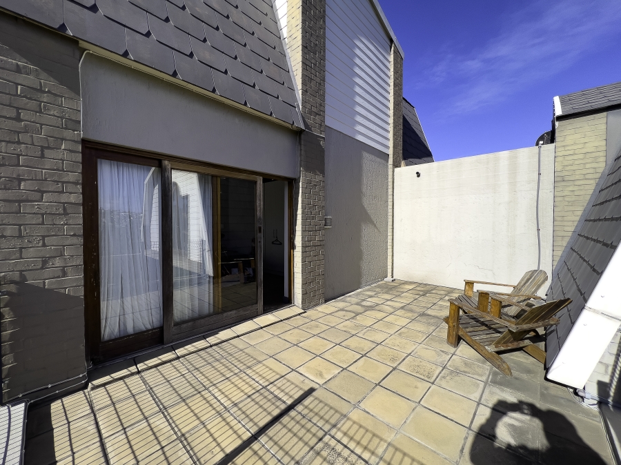 5 Bedroom Property for Sale in Dana Bay Western Cape